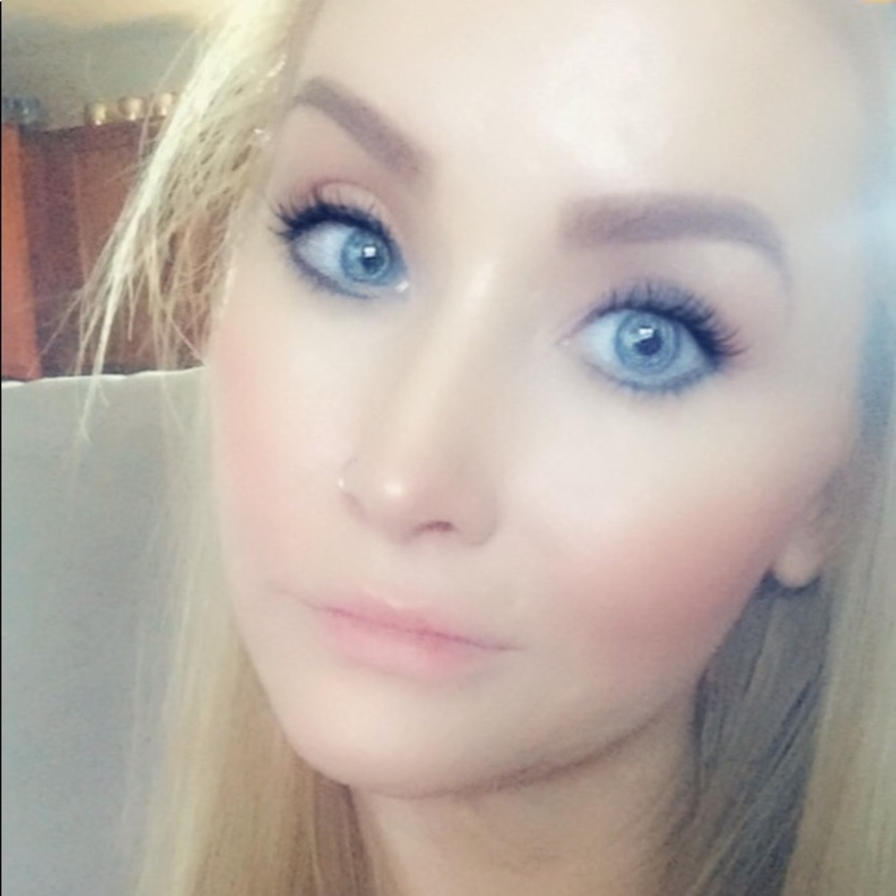 Meet your Posher, Melissa